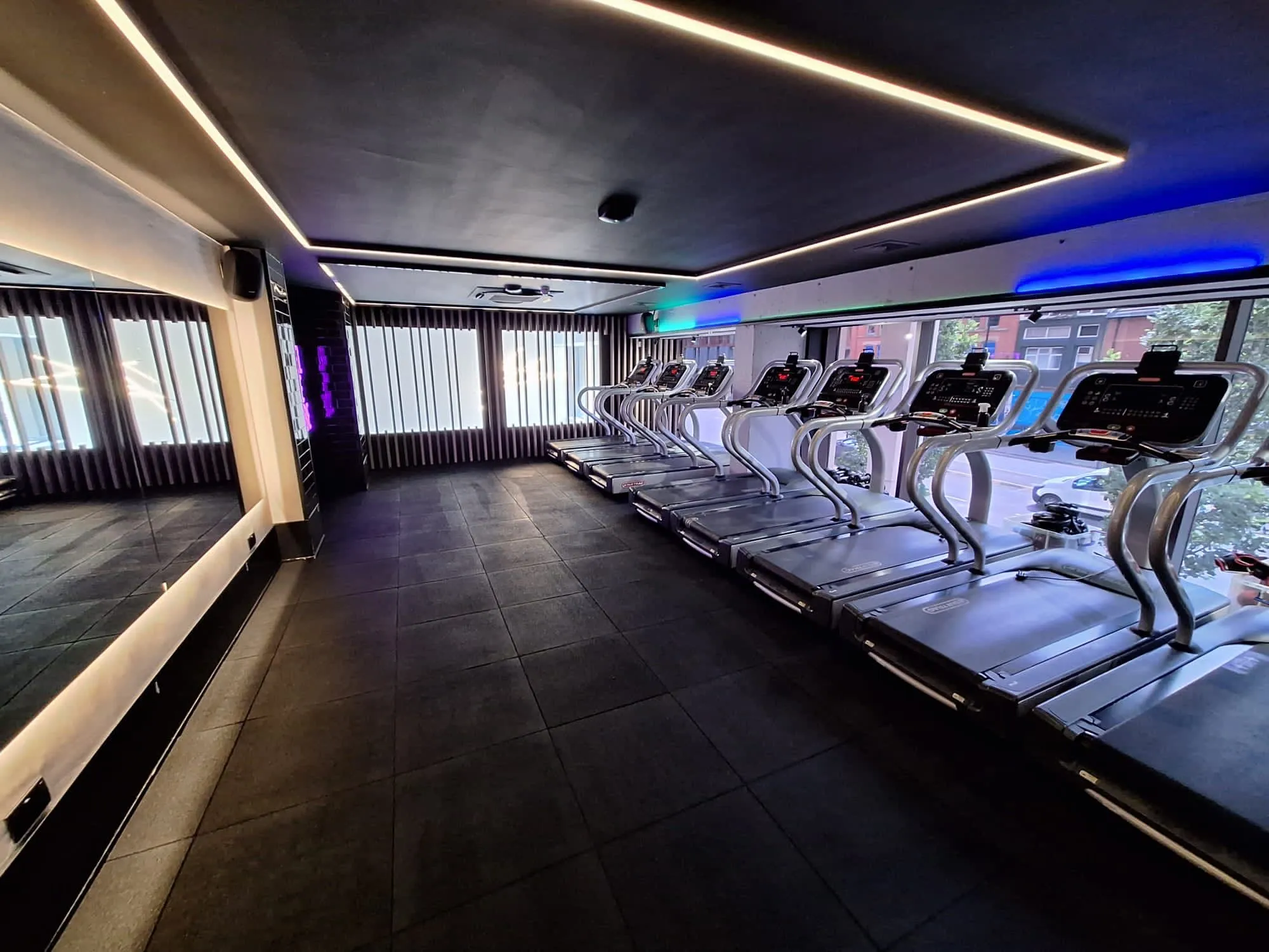 gym with soundproof flooring
